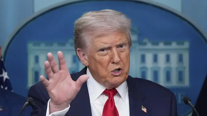 Trump Minta Bos Microsoft Dipecat dari Jabatannya